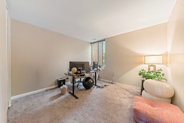 6015 Forest View Road 2A, Lisle, IL 60532