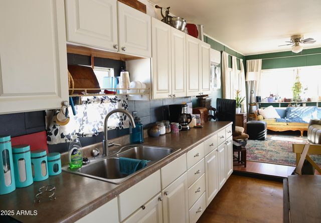 2015 S Wickiup Road 12, Apache Junction, AZ 85119