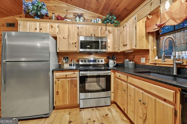 97 Doyle Carder Parkway, Cherry Log, GA 30522