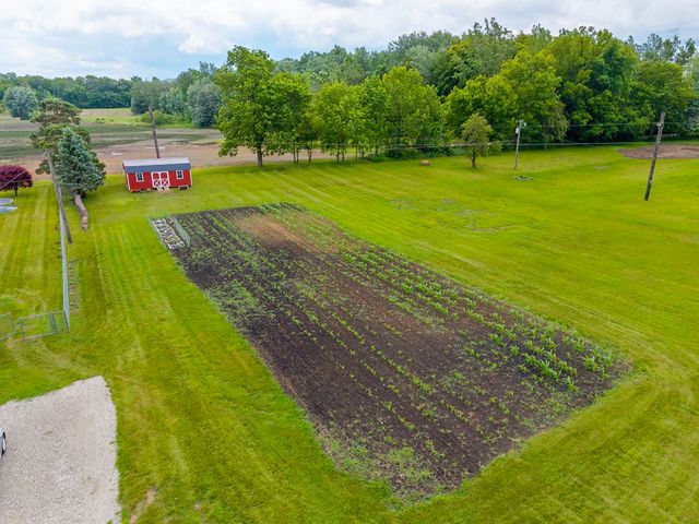 1301 S Lee Street, Garrett, IN 46738