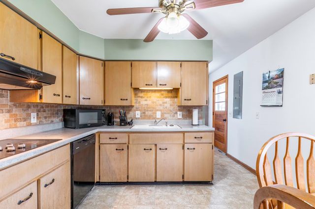 1301 S Lee Street, Garrett, IN 46738