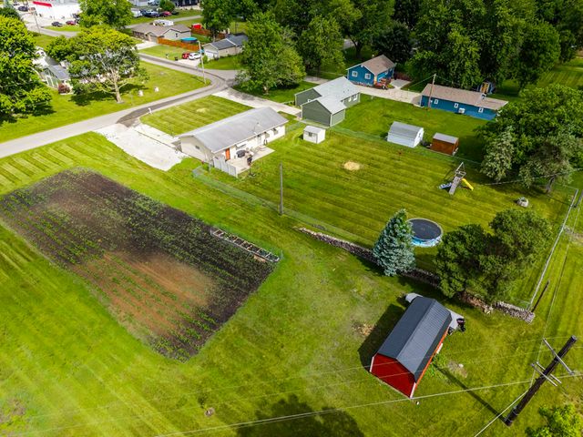 1301 S Lee Street, Garrett, IN 46738