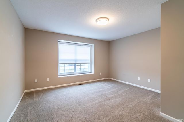 7526 Macbeth Passage, Fort Wayne, IN 46818