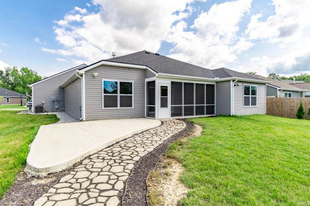 7526 Macbeth Passage, Fort Wayne, IN 46818