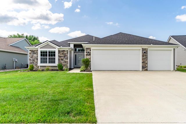 7526 Macbeth Passage, Fort Wayne, IN 46818