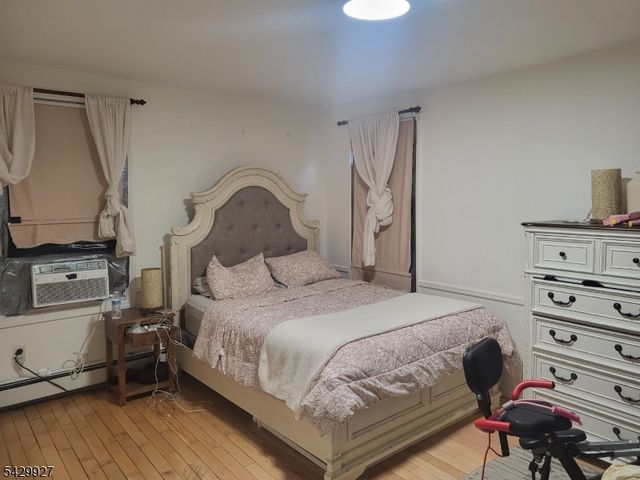 377 5Th Ave 1, Paterson City, NJ 07514