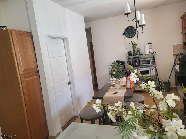 377 5Th Ave 1, Paterson City, NJ 07514