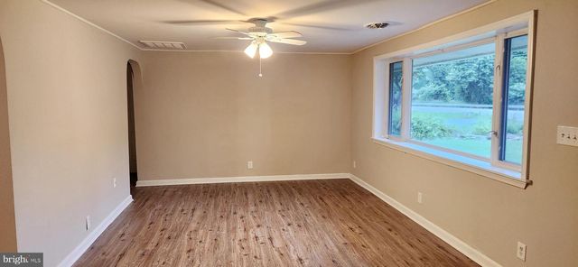 1825 STATE RD, Duncannon, PA 17020