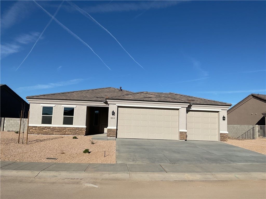 4815 N Powell Avenue, Kingman, AZ 86409