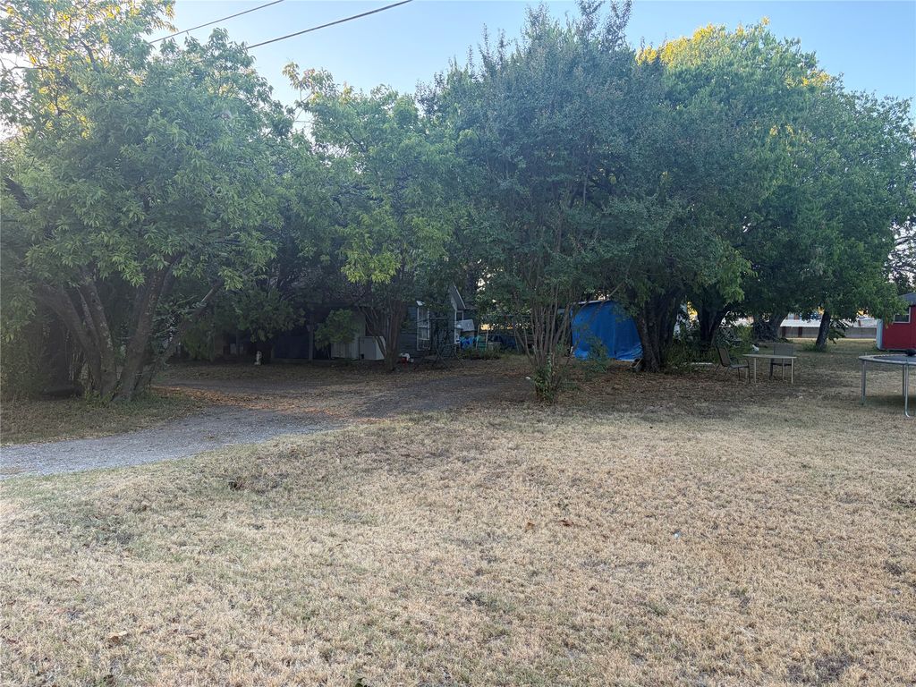113 E Indiana Avenue, Midlothian, TX 76065 — exterior