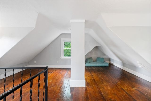 1059 Narragansett Boulevard, Cranston, RI 02905