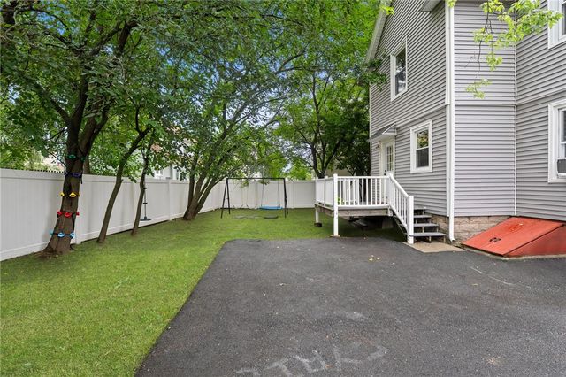 1059 Narragansett Boulevard, Cranston, RI 02905