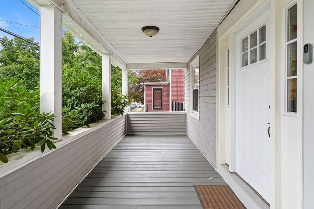 1059 Narragansett Boulevard, Cranston, RI 02905