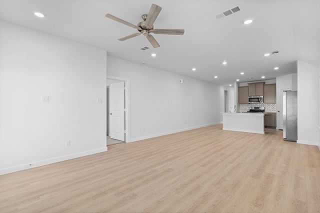 313 Goldeneye Duck Drive, Waller, TX 77484