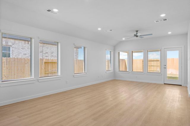 313 Goldeneye Duck Drive, Waller, TX 77484