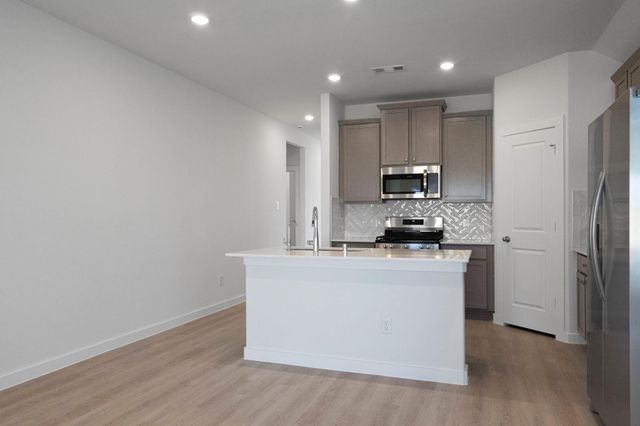 313 Goldeneye Duck Drive, Waller, TX 77484