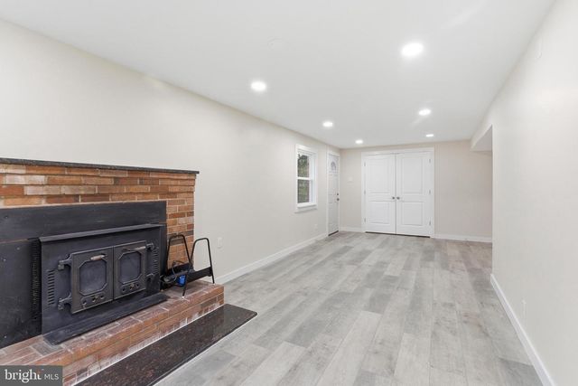 4312 LEES CORNER RD, Chantilly, VA 20151