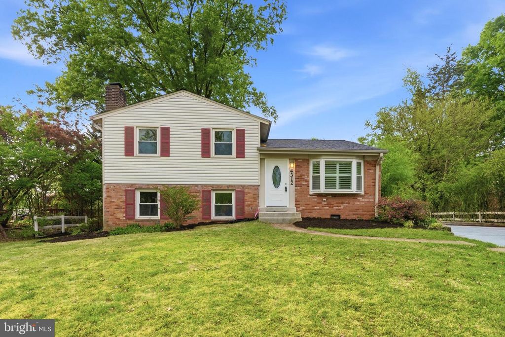4312 LEES CORNER RD, Chantilly, VA 20151