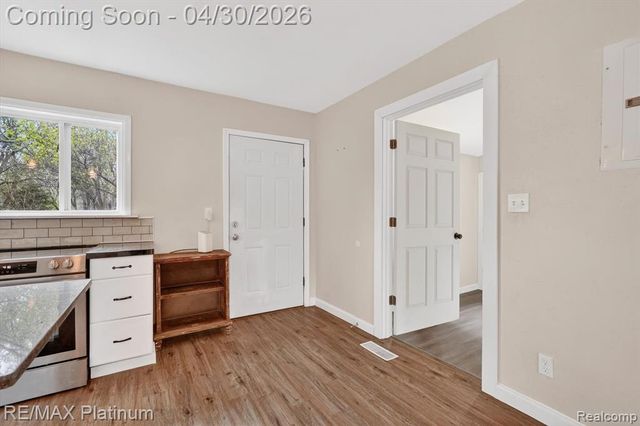 2417 Howald Avenue, Flint, MI 48504