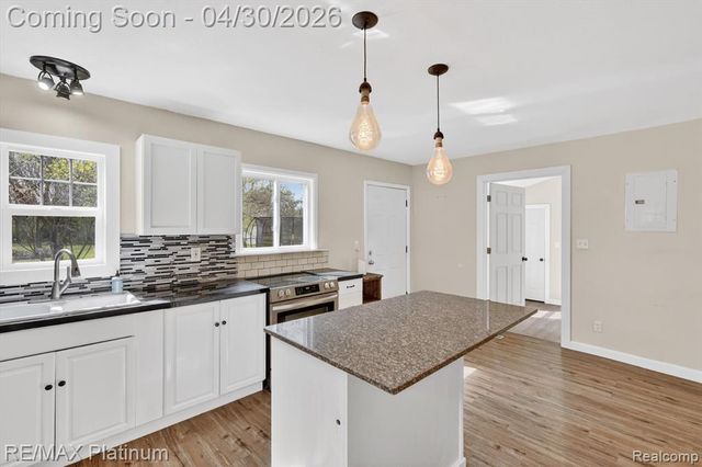 2417 Howald Avenue, Flint, MI 48504