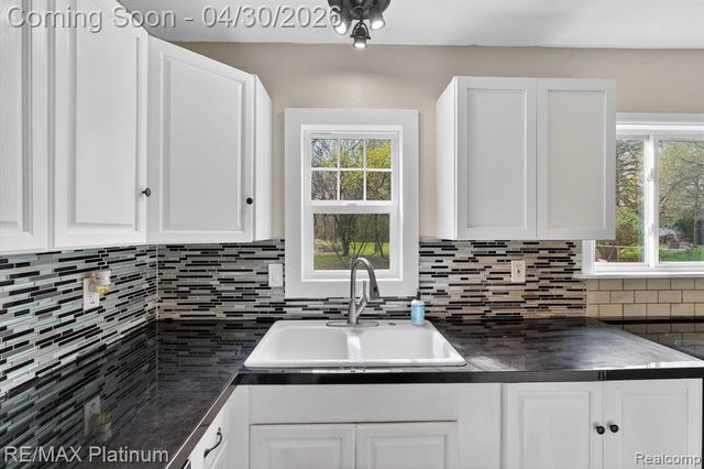 2417 Howald Avenue, Flint, MI 48504