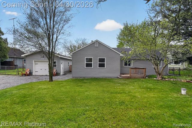 2417 Howald Avenue, Flint, MI 48504