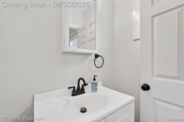 2417 Howald Avenue, Flint, MI 48504