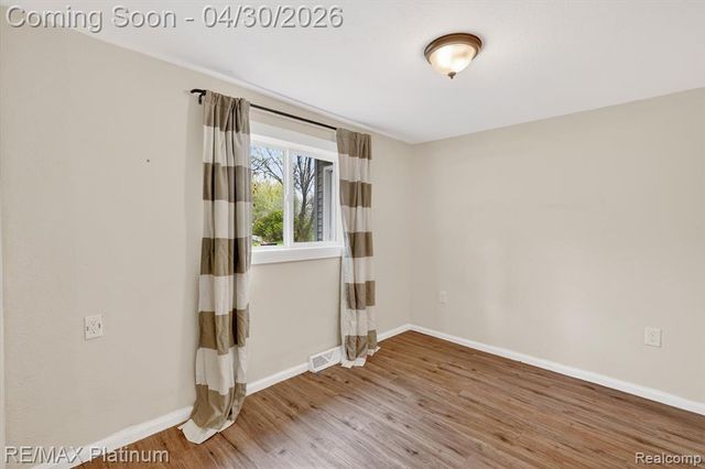 2417 Howald Avenue, Flint, MI 48504