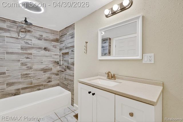 2417 Howald Avenue, Flint, MI 48504