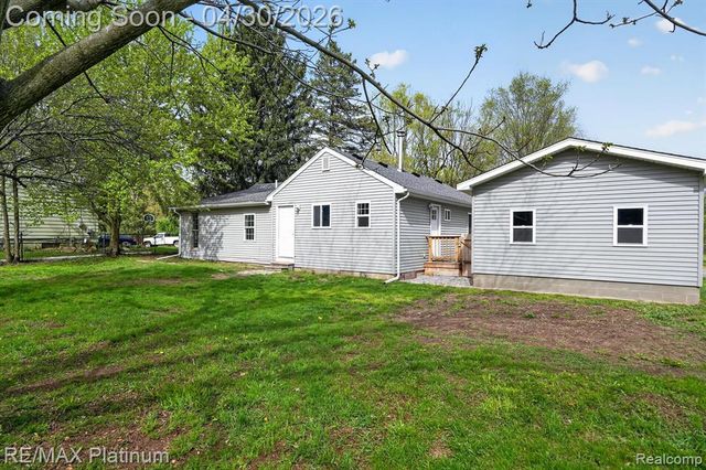 2417 Howald Avenue, Flint, MI 48504