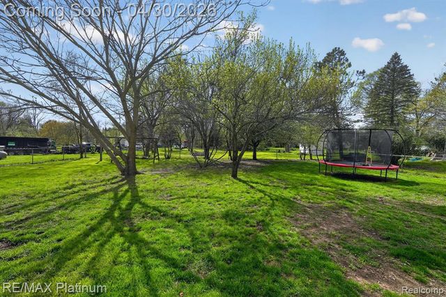 2417 Howald Avenue, Flint, MI 48504