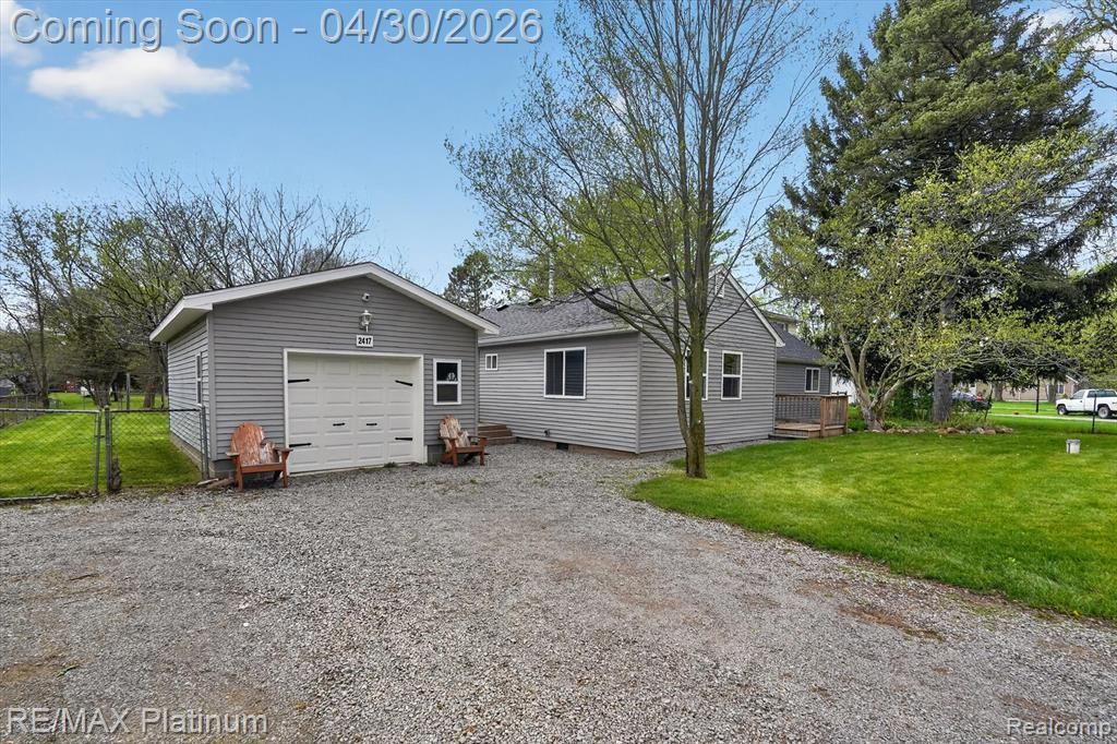 2417 Howald Avenue, Flint, MI 48504