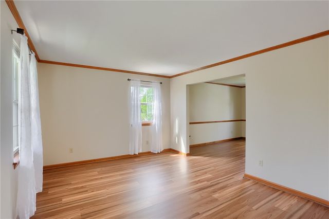 501 Saint Phillips Ct, Cranberry Twp, PA 16066