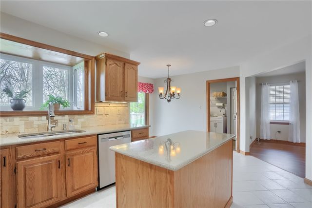 501 Saint Phillips Ct, Cranberry Twp, PA 16066