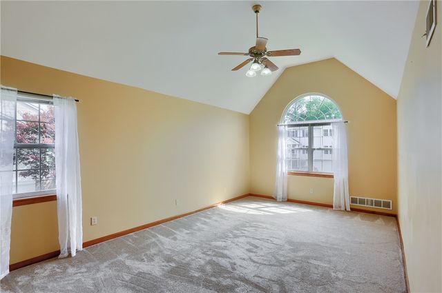 501 Saint Phillips Ct, Cranberry Twp, PA 16066