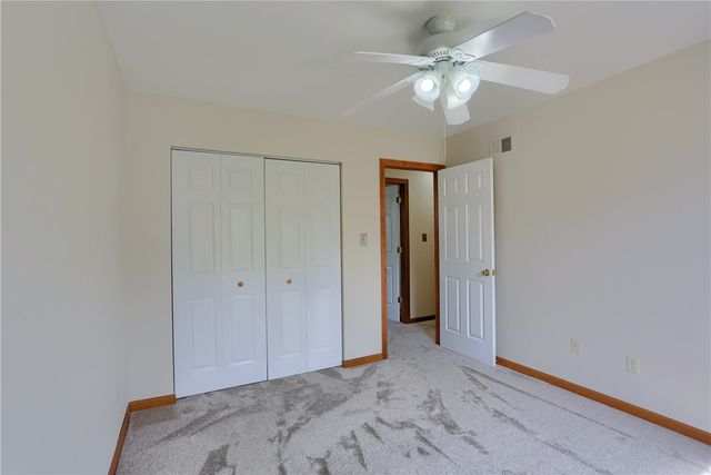 501 Saint Phillips Ct, Cranberry Twp, PA 16066