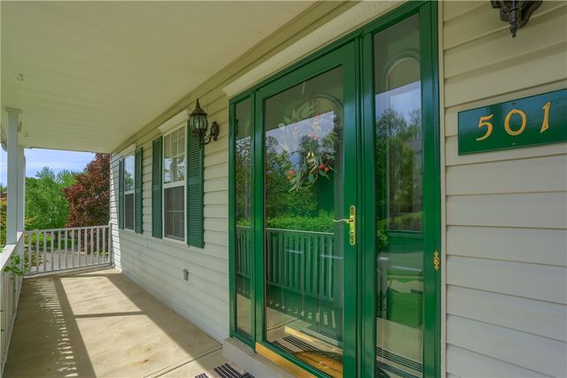 501 Saint Phillips Ct, Cranberry Twp, PA 16066