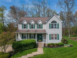 501 Saint Phillips Ct, Cranberry Twp, PA 16066