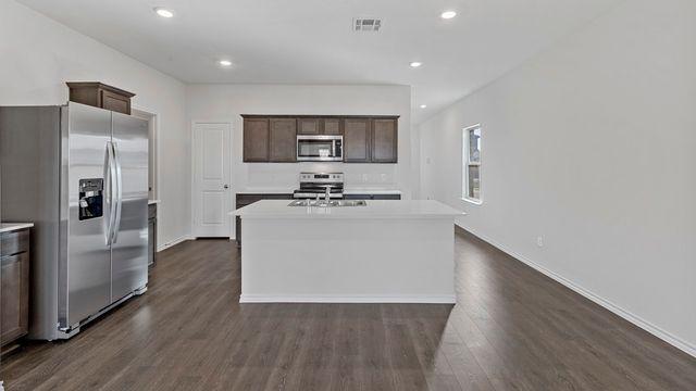 133 Pheasant Run Road, Terrell, TX 75160