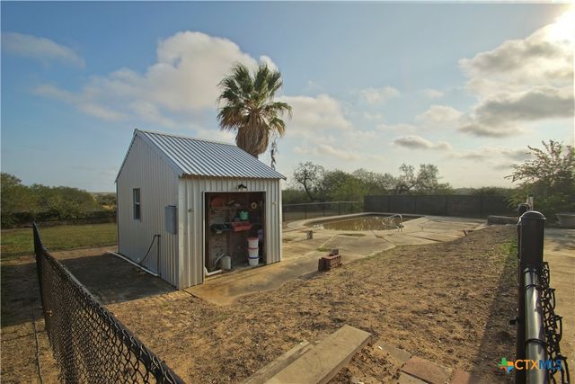 1891 Dworaczyk Road, Yorktown, TX 78164