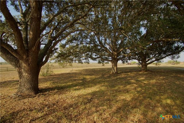 1891 Dworaczyk Road, Yorktown, TX 78164