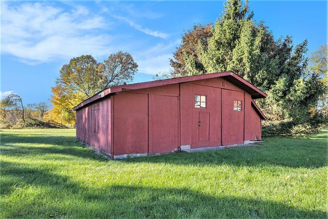 780 Bowes Road, Lowell, MI 49331