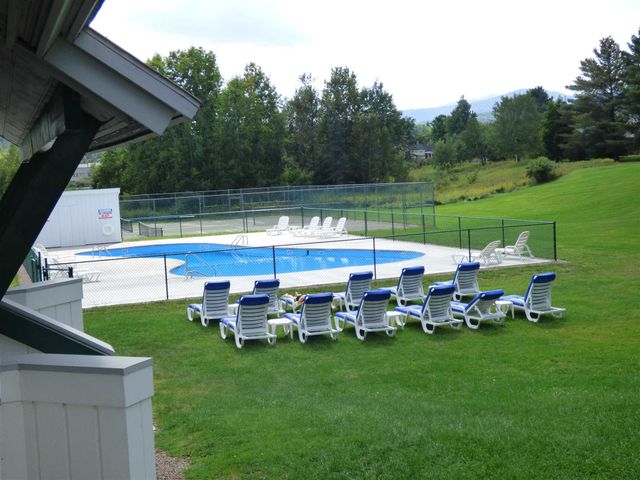 261 Village Green Dr Unit 10E, Stowe, VT 05672