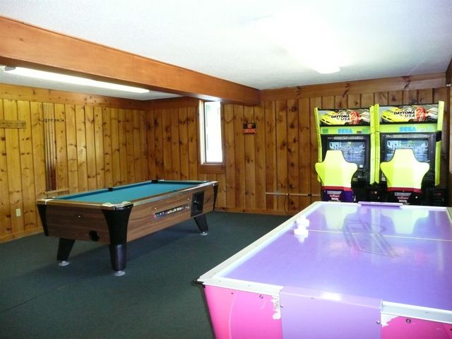 261 Village Green Dr Unit 10E, Stowe, VT 05672