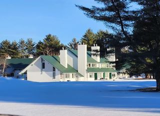 261 Village Green Dr Unit 10E, Stowe, VT 05672