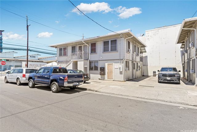 1768 Silva Street, Honolulu, HI 96819