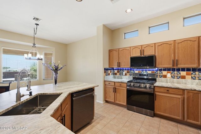 4991 S Paseo Talacho, Green Valley, AZ 85622