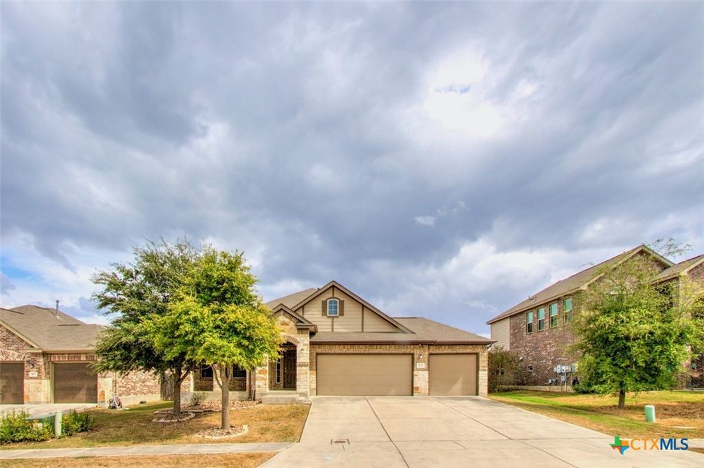 911 High Plains, New Braunfels, TX 78130