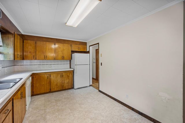 110 Coldenham Road, Walden, NY 12586