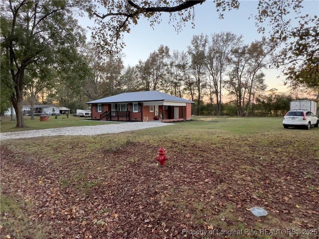 1522 Mary C Road, St Pauls, NC 28384